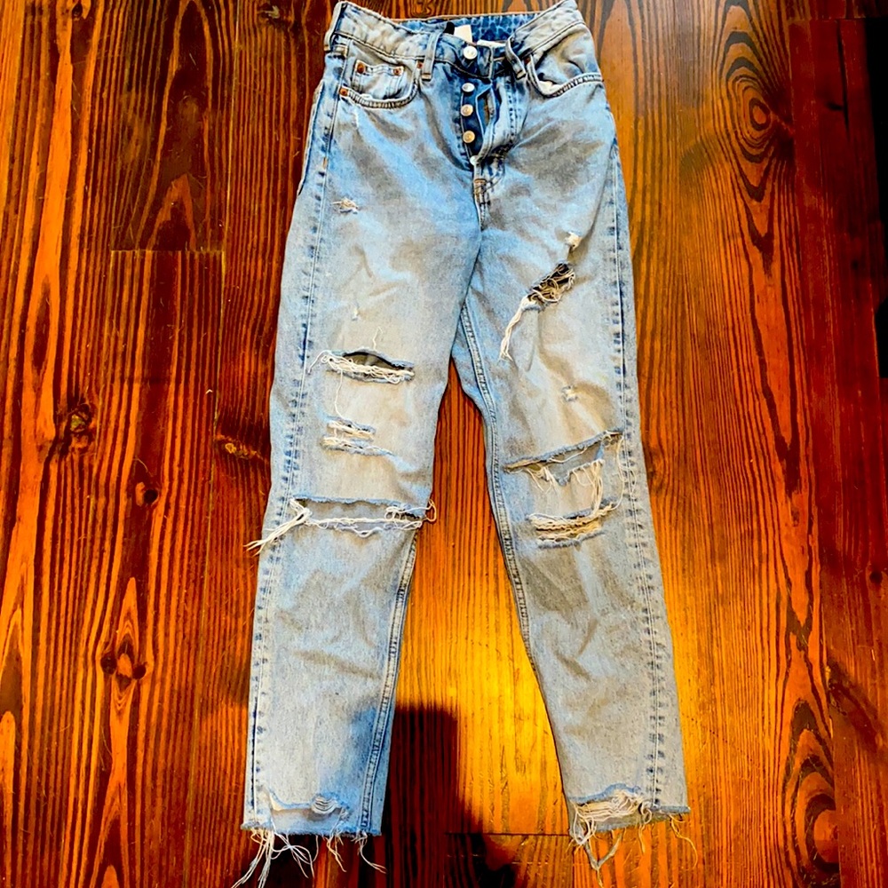 Size 0 H&M mom jeans light wash